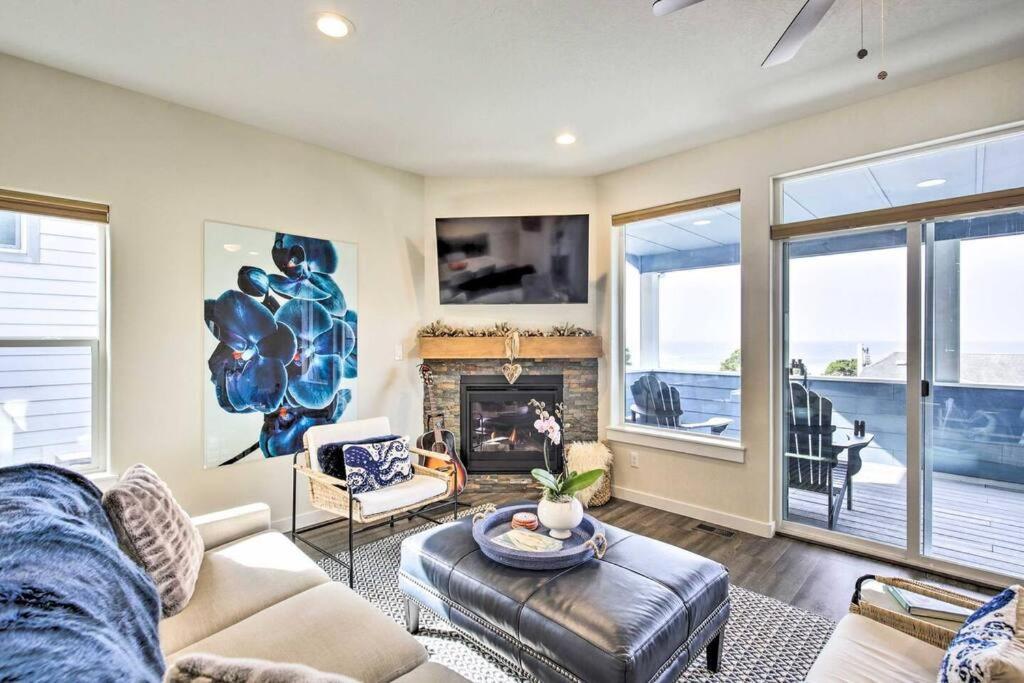 Modern Oregon Retreat W/ Deck, Hot Tub, Ocean View ديبو باي المظهر الخارجي الصورة
