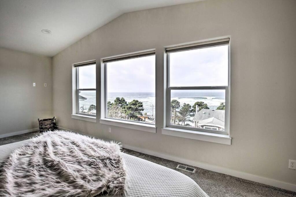 Modern Oregon Retreat W/ Deck, Hot Tub, Ocean View ديبو باي المظهر الخارجي الصورة