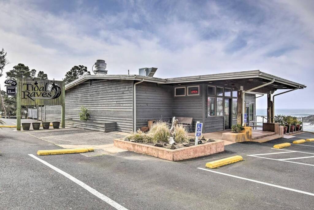 Modern Oregon Retreat W/ Deck, Hot Tub, Ocean View ديبو باي المظهر الخارجي الصورة